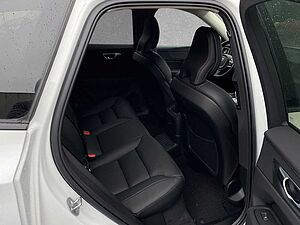 Volvo  T6 AWD Recharge Plus Dark ACC BLIS LED SD